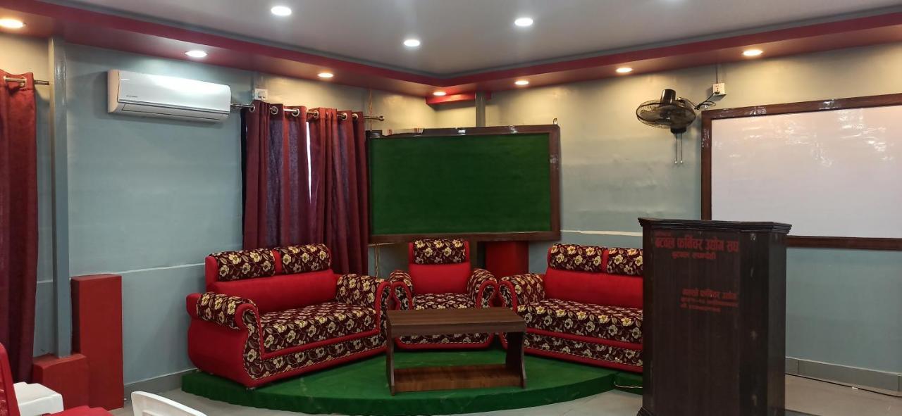 Hotel Royal Chautari, Butwāl 외부 사진